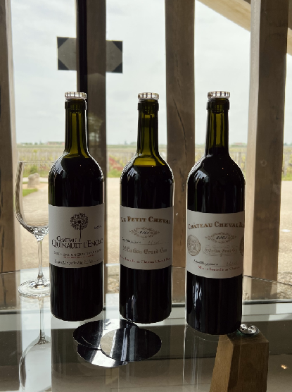 Botellas de Cheval Blanc Primeurs